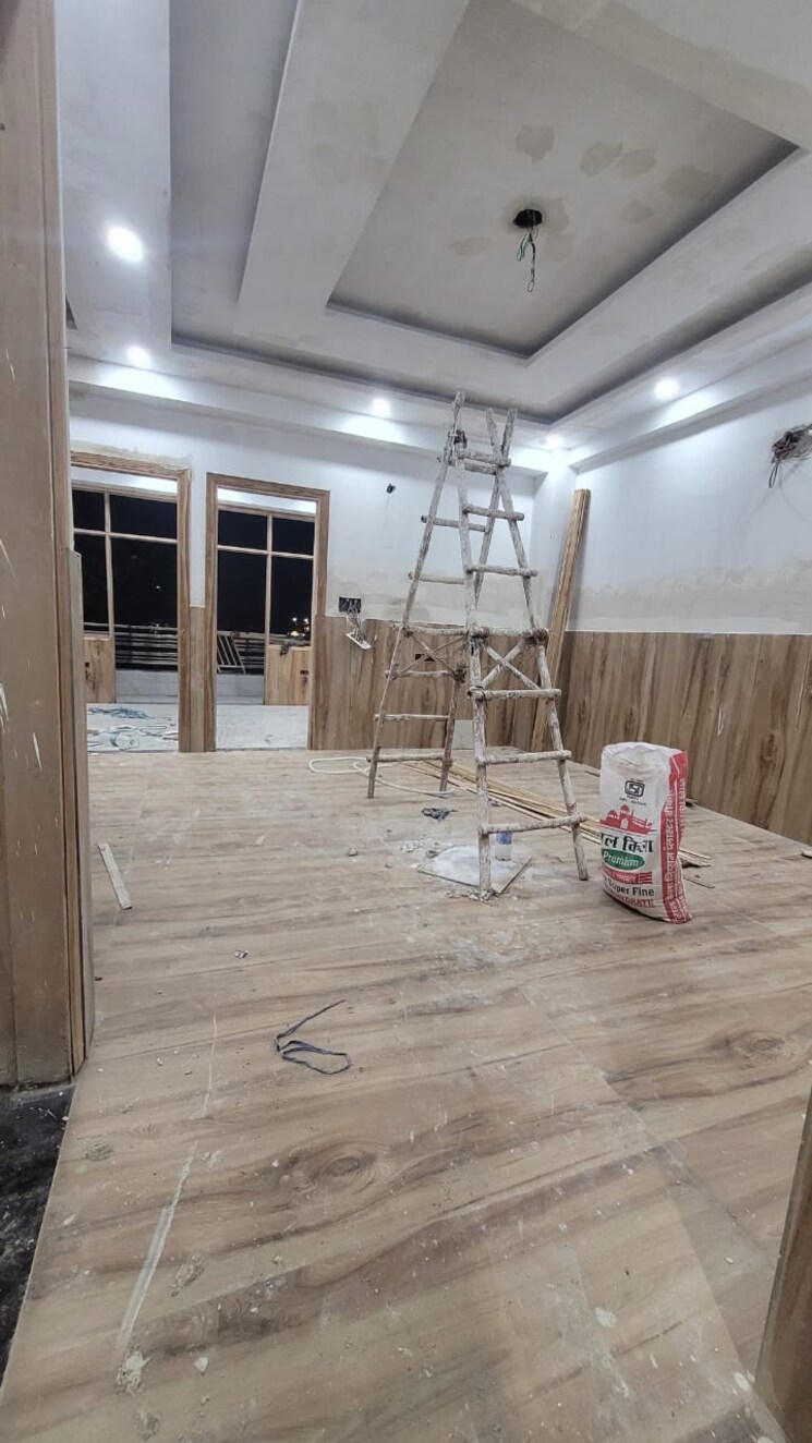 Room, dilshad colony 3 Bedroom 950 Sq.Ft. Apartment In Dilshad Colony Delhi 9168915