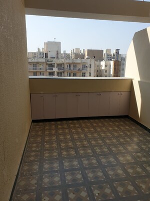 Kitchen in 3 BHK Apartment at BPTP Park Generations, Sector 37d – for Sale