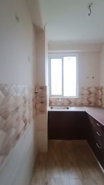 Bedroom in 2.5 BHK Apartment at Amrapali Golf Homes, Sector 4 Greater Noida – for Rent