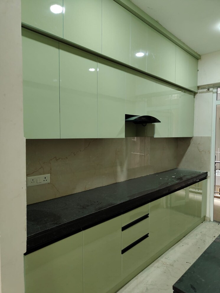 Kitchen, shree-vardhman-mantra 2 Bedroom 603 Sq.Ft. Apartment In Sector 67 Gurgaon 9168987