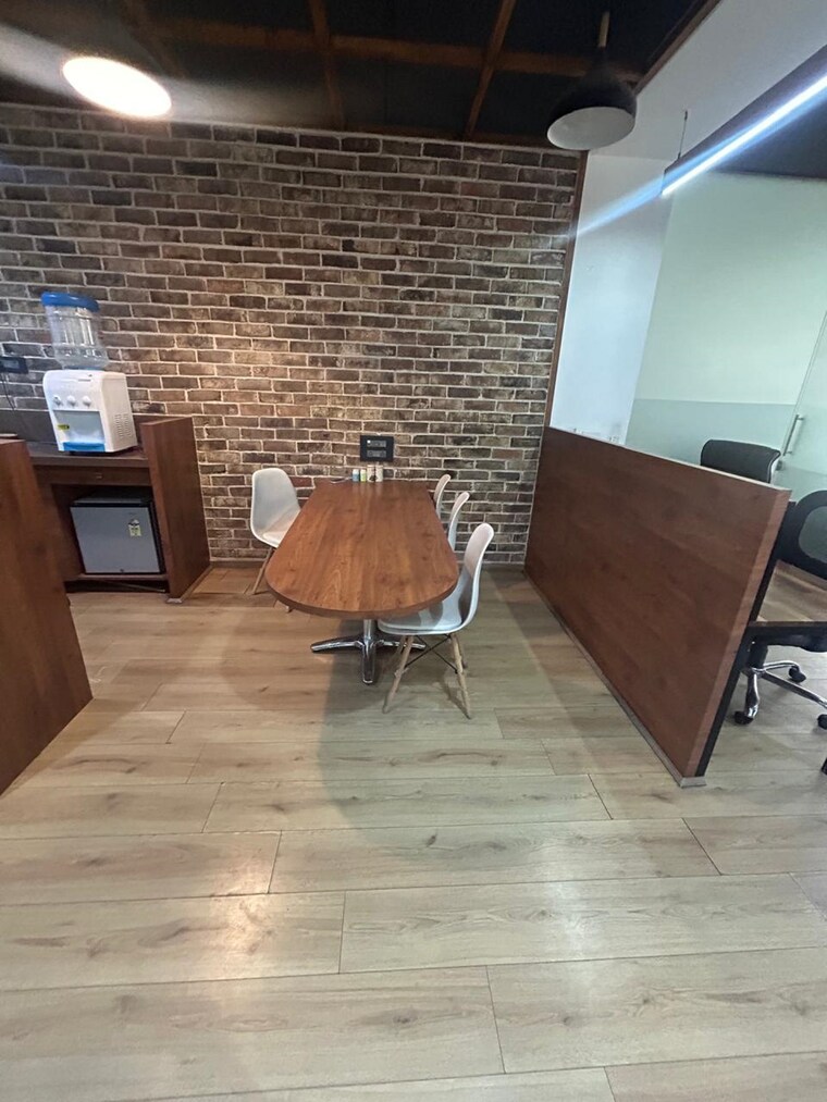 Team Area, hn-safal-mondeal-heights Commercial Office Space 1923 Sq.Ft. In Ramdevnagar Ahmedabad 9168976