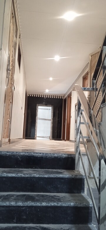 2 BHK Builder Floor For Sale in Mahavir Enclave 1