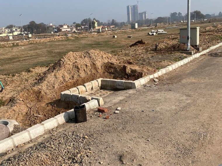 undefined, gmada-eco-city  300 Sq.Yd. Plot In North Mullanpur Chandigarh 9168948