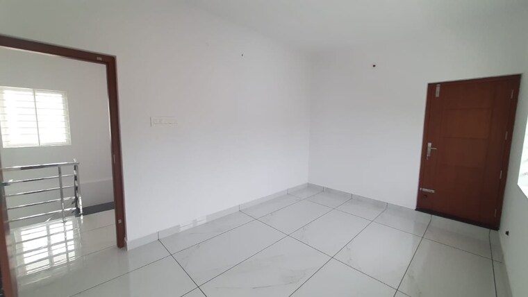 Room, amala nagar 3 Bedroom 1500 Sq.Ft. Independent House In Amala Nagar Thrissur 9169140