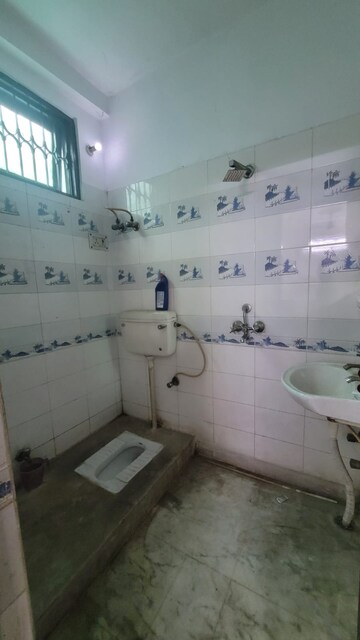 Bathroom in 2 BHK Apartment at Gtb Enclave – for Rent