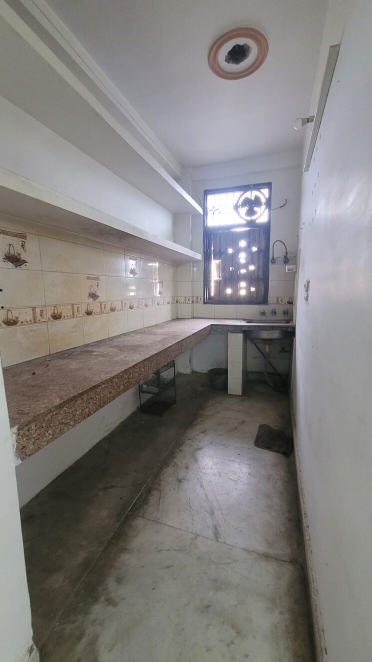 Kitchen, gtb enclave 2 Bedroom 900 Sq.Ft. Apartment In Gtb Enclave Delhi 9169121