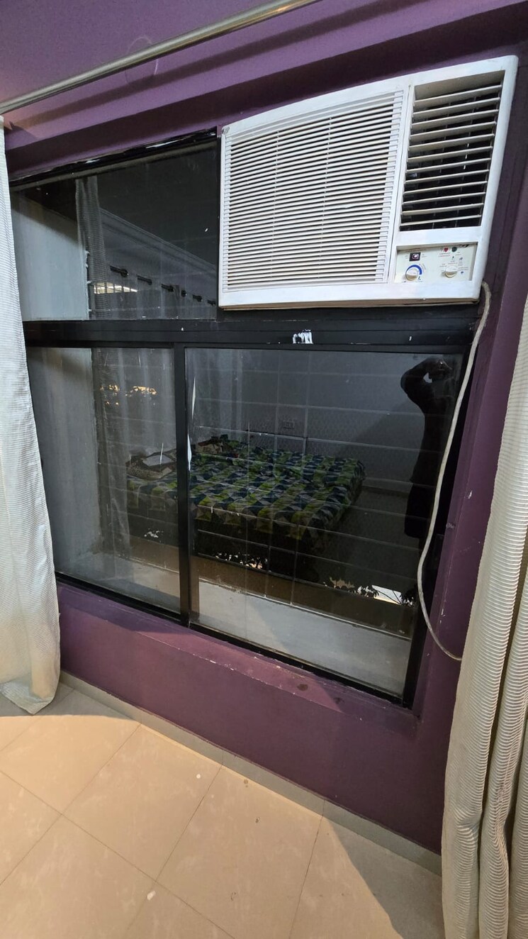 Balcony, viman nagar 3 Bedroom 1200 Sq.Ft. Apartment In Viman Nagar Pune 9169139