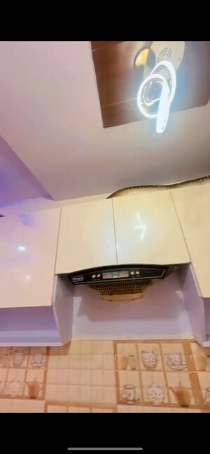 Furnished Amenities in 3 BHK Builder Floor at Uttam Nagar – for Sale