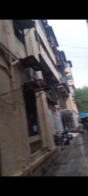  Plot For Sale in Navjivan Commercial Premises, Lamington Road