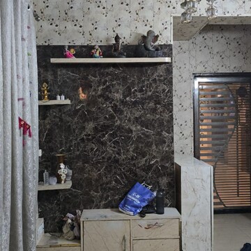 Furnished Amenities in 2 BHK Apartment at Best Home 7, Sector 72 – for Rent