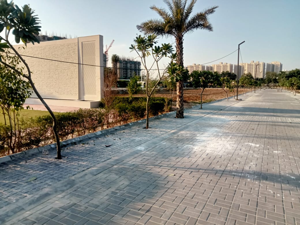 Plot For Sale in Meffier Golden Park