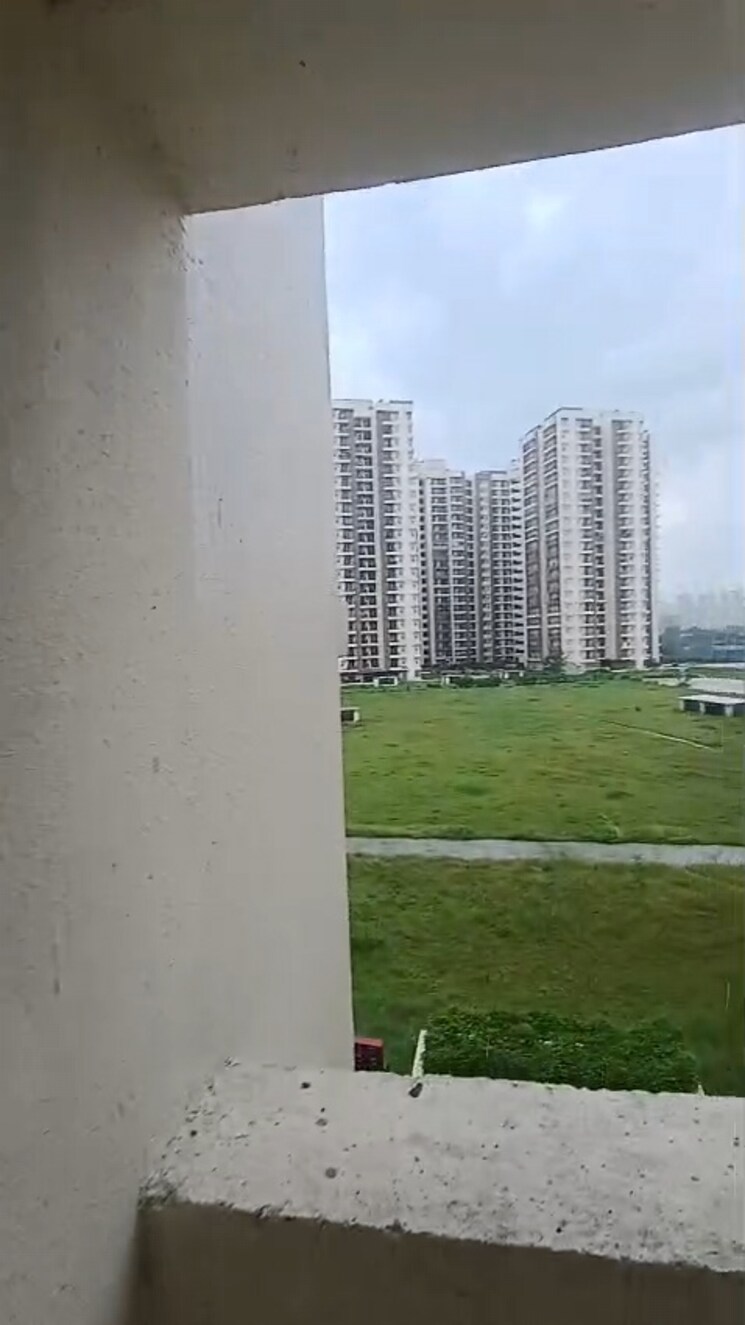 Balcony, amrapali-golf-homes 2 Bedroom 1100 Sq.Ft. Apartment In Sector 4 Greater Noida Greater Noida 9169280