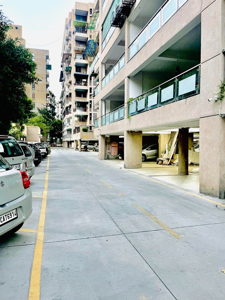 Exterior View, sector 11 dwarka 5 Bedroom 3500 Sq.Ft. Apartment In Sector 11 Dwarka Delhi 9169281