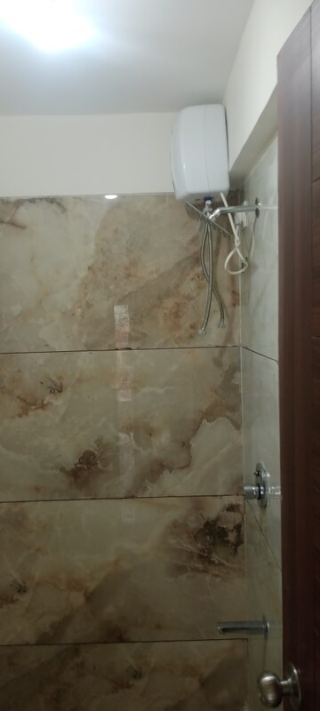 Bathroom in 1 BHK Apartment at Bindra Complex, Andheri East – for Rent