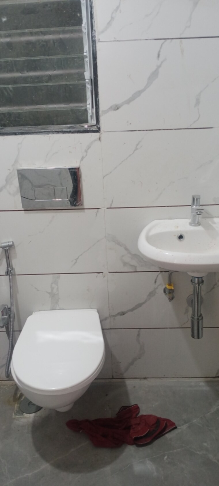 Bathroom, bindra-complex 1 Bedroom 640 Sq.Ft. Apartment In Andheri East Mumbai 9169339