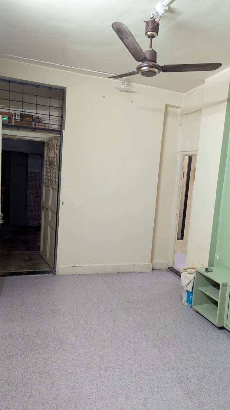 Room, balaji-complex-chs 1 Bedroom 630 Sq.Ft. Apartment In Balaji Nagar Pune 9169329