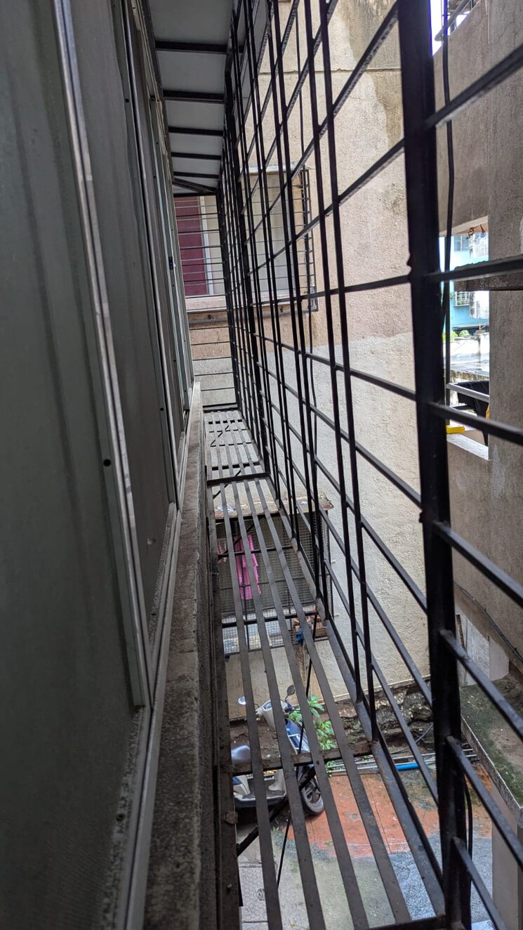 Balcony, balaji-complex-chs 1 Bedroom 630 Sq.Ft. Apartment In Balaji Nagar Pune 9169329