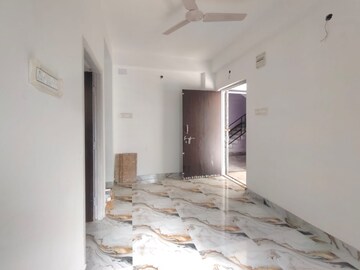 Room in 1 BHK Apartment at Noapara – for Rent