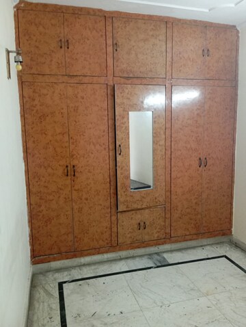 Furnished Amenities in 2 BHK Builder Floor at Jangpura – for Rent