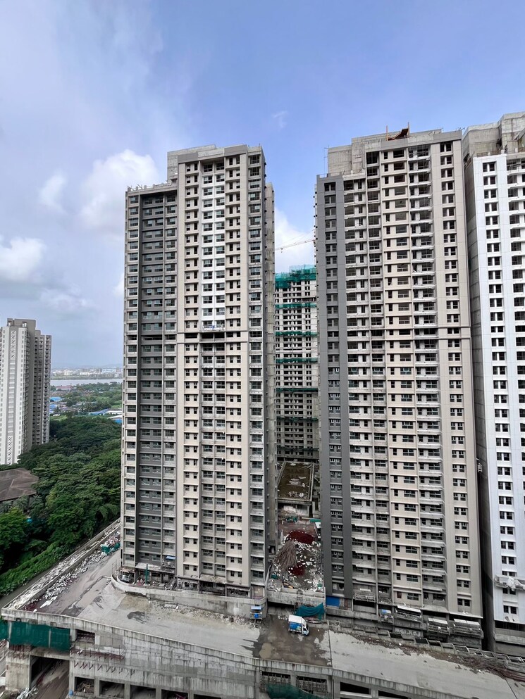 Exterior View, kalpataru-immensa 4 Bedroom 1700 Sq.Ft. Apartment In Kolshet Road Thane 9169348