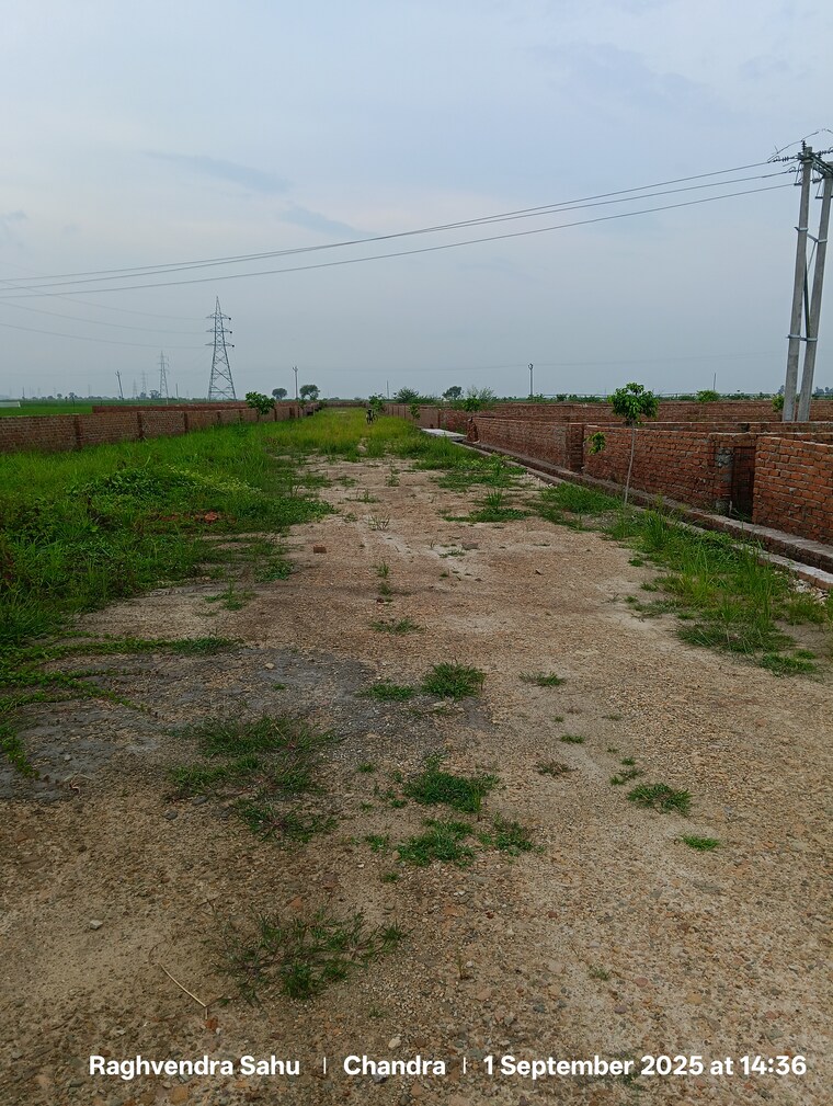 undefined, gt road  1000 Sq.Ft. Plot In Gt Road Sasaram 9169372