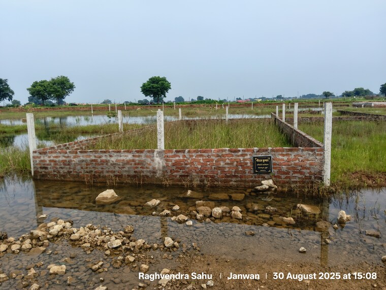 undefined, gt road  1000 Sq.Ft. Plot In Gt Road Sasaram 9169372