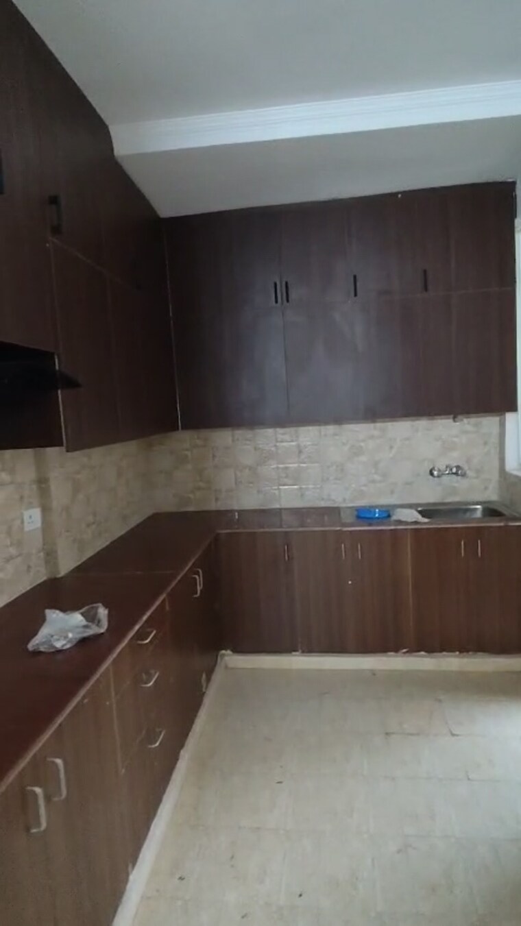 Kitchen, amrapali-golf-homes 3 Bedroom 1425 Sq.Ft. Apartment In Sector 4 Greater Noida Greater Noida 9169393