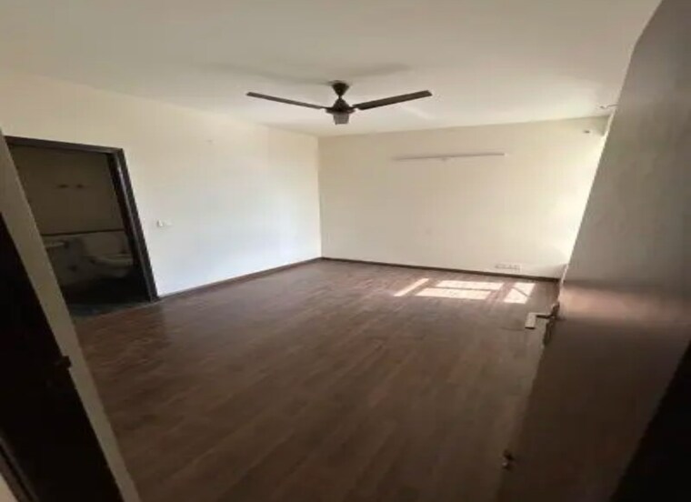 Room, bptp-park-elite-premium 3 Bedroom 906 Sq.Ft. Apartment In Sector 84 Faridabad 9169400