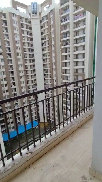 Balcony in 3 BHK Apartment at Amrapali Golf Homes, Sector 4 Greater Noida – for Rent
