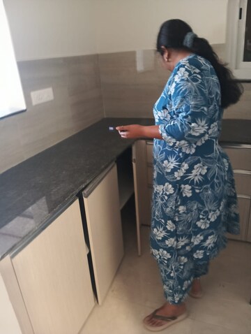 Parking in 2 BHK Apartment at Lodha Amara, Kolshet Road – for Rent