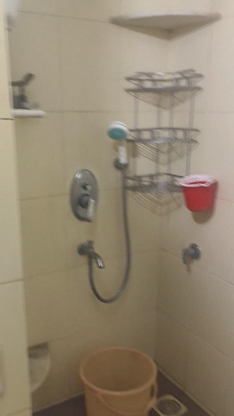 Bathroom, sahayog-complex 2 Bedroom 800 Sq.Ft. Apartment In Manpada Thane 9169414