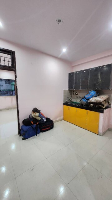 Room in 1 BHK Apartment at Ashok Nagar – for Rent