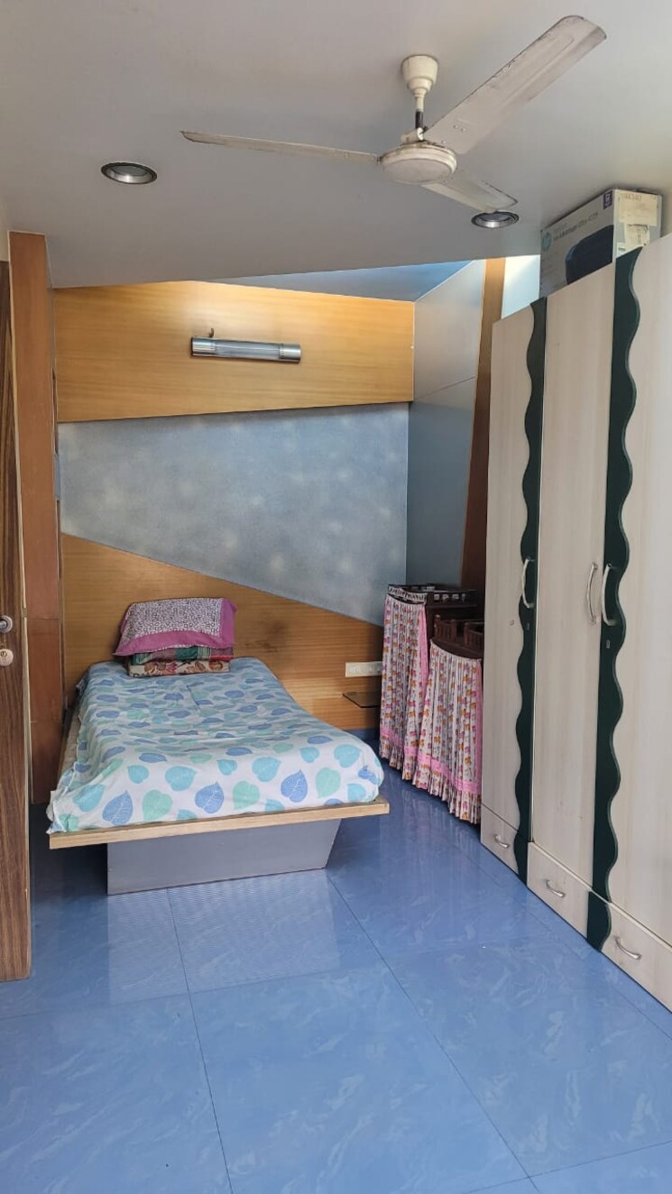 Bedroom, tulsi-chs-borivali 3 Bedroom 1200 Sq.Ft. Apartment In Borivali West Mumbai 9169456