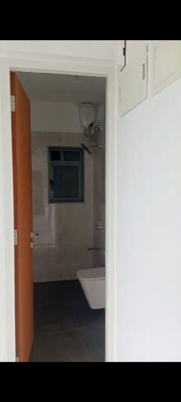 Bathroom in 2 BHK Apartment at Dynamix Avanya, Dahisar East – for Rent