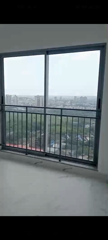 Master Bedroom in 2 BHK Apartment at Dynamix Avanya, Dahisar East – for Rent