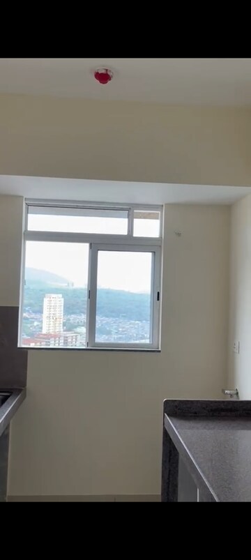 Room in 2 BHK Apartment at Godrej Nest Kandivali, Kandivali East – for Rent