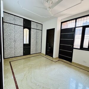 Room in 3 BHK Builder Floor at Govindpuri – for Sale