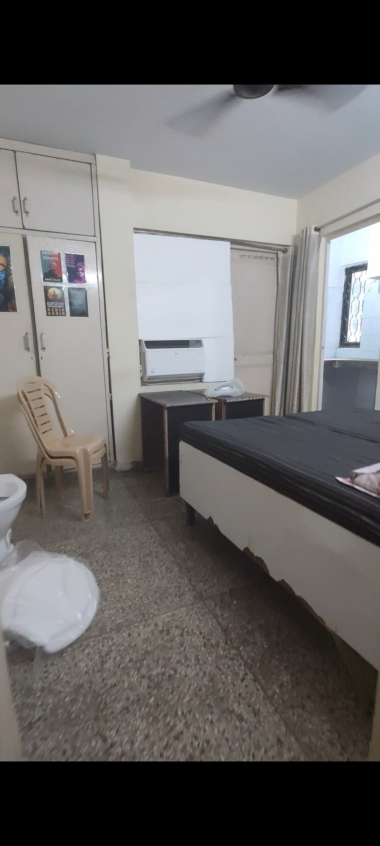 Bathroom, katwaria sarai 1 RK 350 Sq.Ft. Apartment In Katwaria Sarai Delhi 9169585