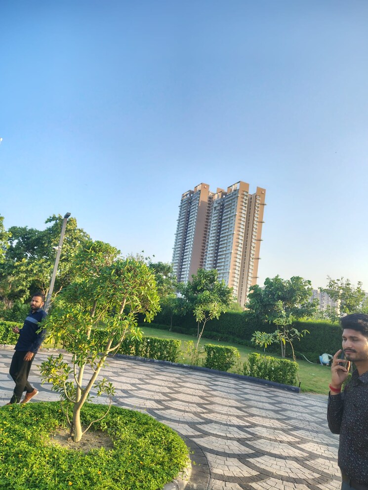 Exterior View, sector 128 3.5 Bedroom 2850 Sq.Ft. Apartment In Sector 128 Noida 9169597