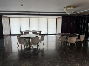 Gym in 3 BHK Apartment at Oshiwara Paradise CHS, Jogeshwari West – for Rent