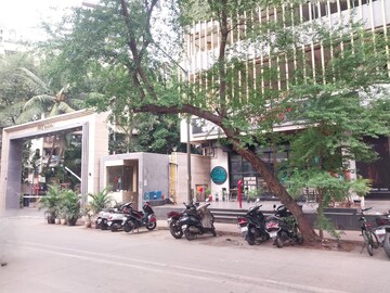 3 BHK Apartment – Exterior View View at Oshiwara Paradise CHS, Jogeshwari West - for Rent