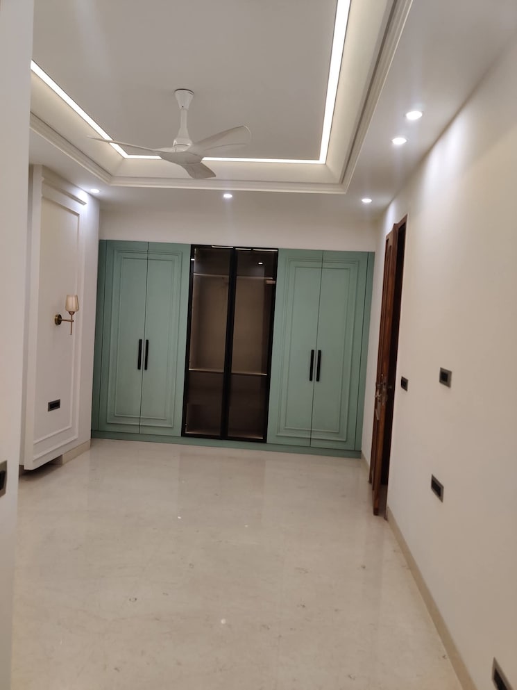 Master Bedroom, saket 4 Bedroom 200 Sq.Ft. Builder Floor In Saket Delhi 9169621