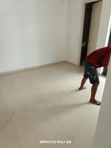 Room in 2 BHK Builder Floor at Vatika INXT Emilia floors, Sector 82 – for Rent