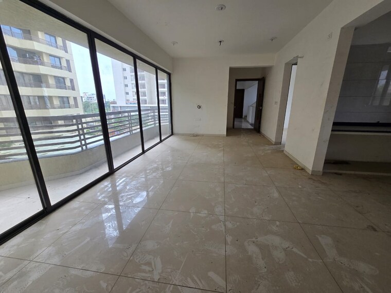 Room, sama savli road 3 Bedroom 1600 Sq.Ft. Apartment In Sama Savli Road Vadodara 9169634