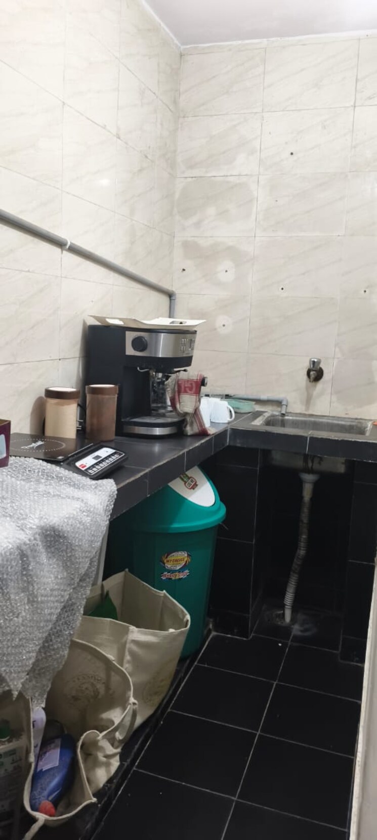 Team Area, connaught place Commercial Office Space 490 Sq.Ft. In Connaught Place Delhi 9169655