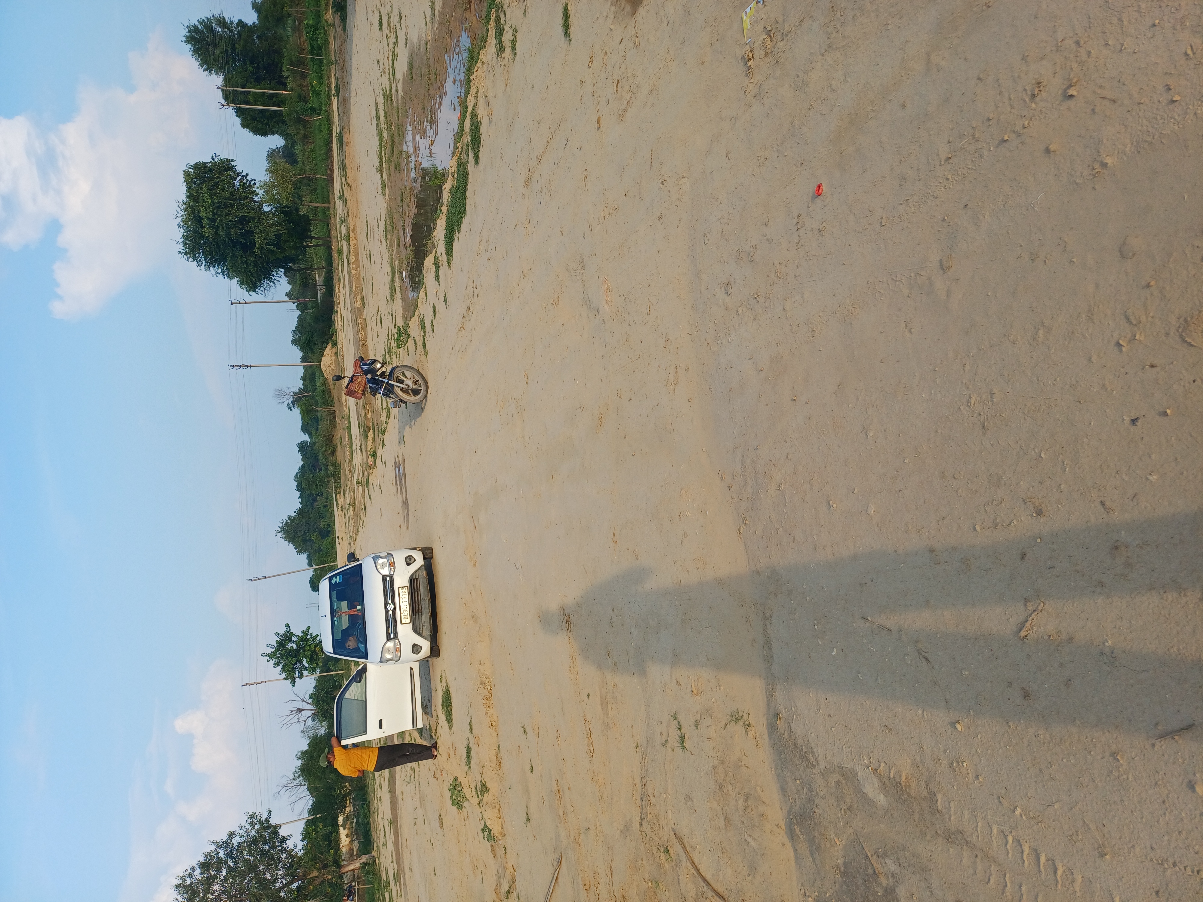 Plot For Sale in Shri Ram Property 