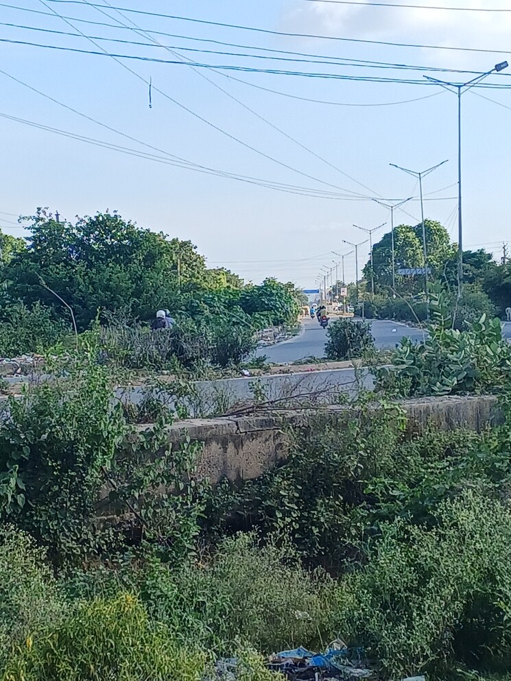 Garden, bhopani  51 Sq.Yd. Plot In Bhopani Faridabad 9169663