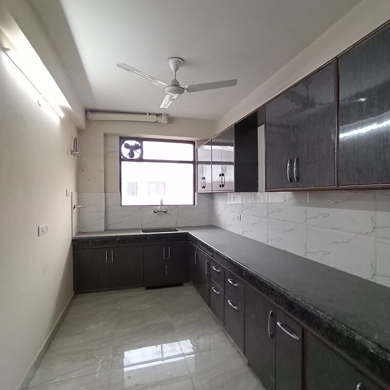 Kitchen, unitech-south-city-ii 4 Bedroom 2700 Sq.Ft. Builder Floor In Sector 50 Gurgaon 9169683