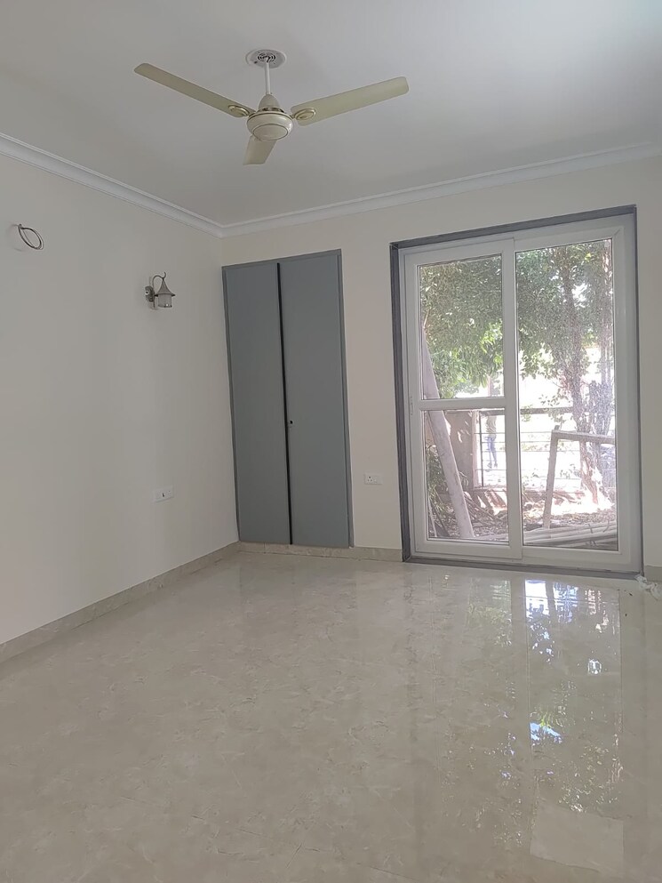 Room, unitech-deerwood-chase 3 Bedroom 1750 Sq.Ft. Builder Floor In Nirvana Country Gurgaon 9169715