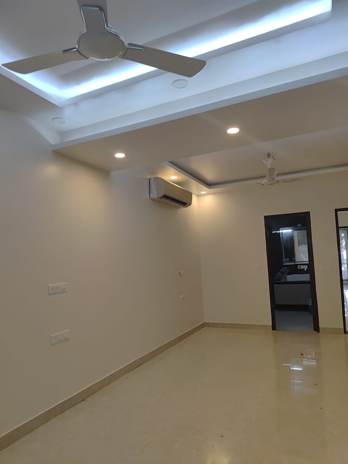 3 BHK + Pooja Room Builder Floor For Rent in Unitech Deerwood Chase